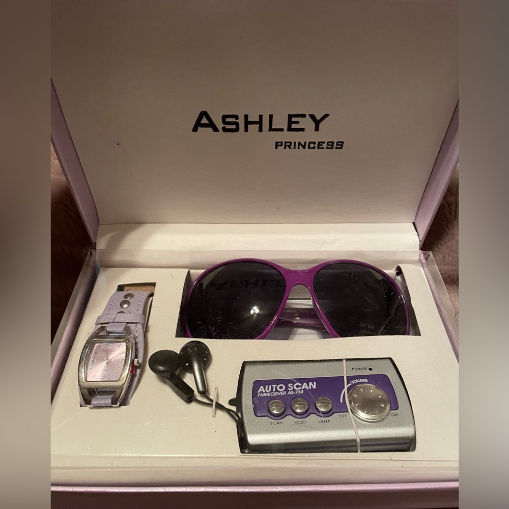 Vintage Ashley Princess Watch, Radio and Sunglasses Set